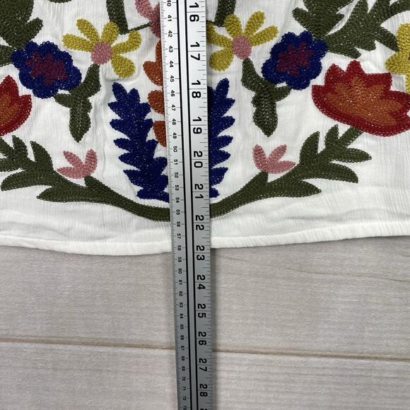 Colleen Lopez Top XS White Heavily Embroidered On/Off Shoulder Keyhole Long Slv - Picture 7 of 10